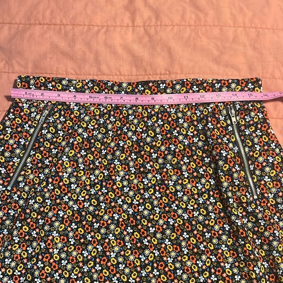 Never Worn! Le Lis Maura Zip Pocket Detail Skirt Size Large - Picture 4 of 4